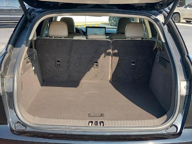 2023 Lincoln Nautilus - $23,758