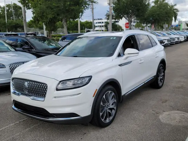2023 Lincoln Nautilus - $32,990