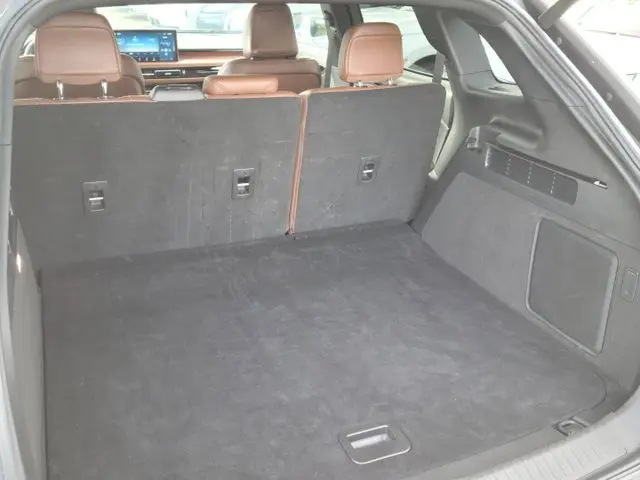 2023 Lincoln Nautilus - $32,990