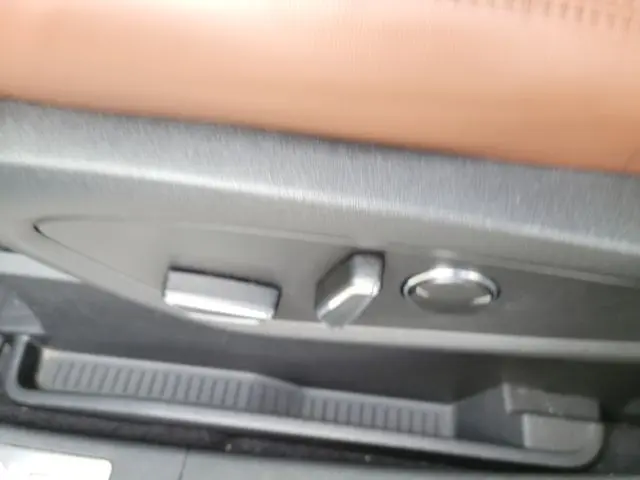 2023 Lincoln Nautilus - $32,990