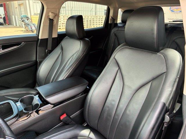 2023 Lincoln Nautilus - $32,799