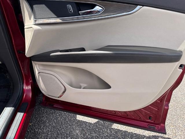 2019 Lincoln Nautilus - $18,688