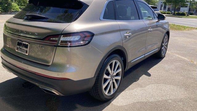 2019 Lincoln Nautilus Select
