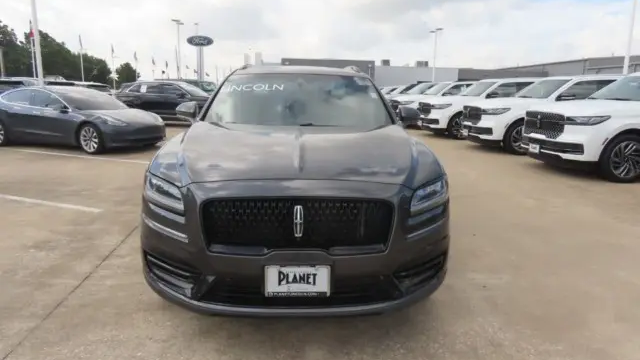 2020 Lincoln Nautilus Reserve