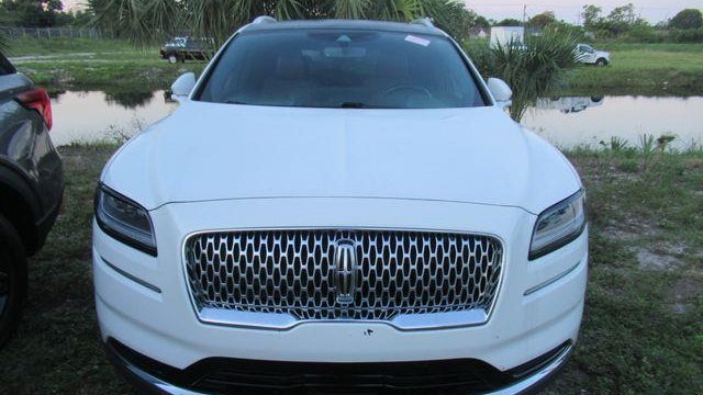 2021 Lincoln Nautilus Reserve