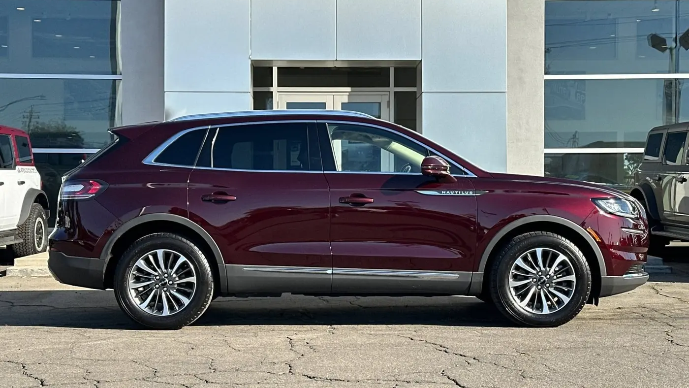 2022 Lincoln Nautilus Reserve