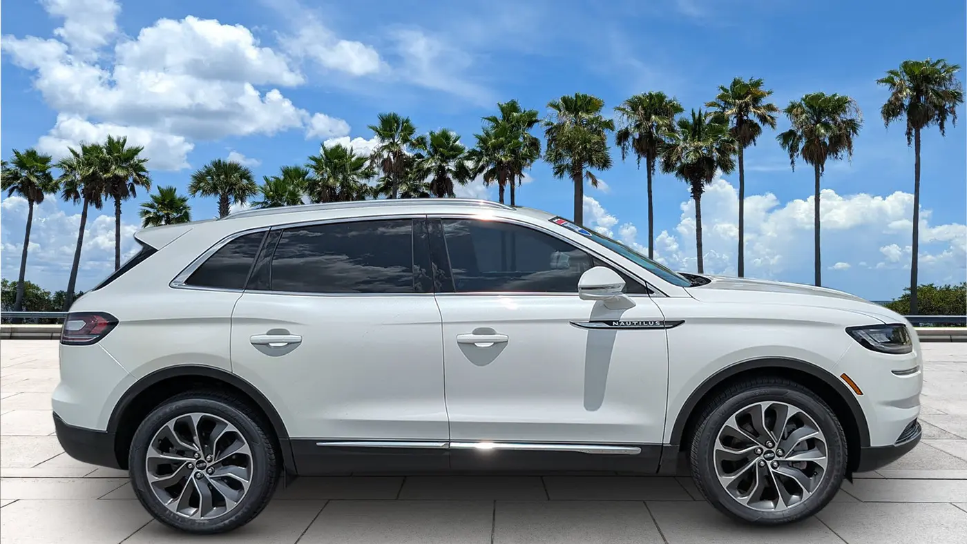 2023 Lincoln Nautilus Reserve