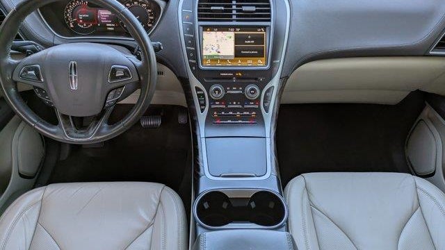 2017 Lincoln MKX Select