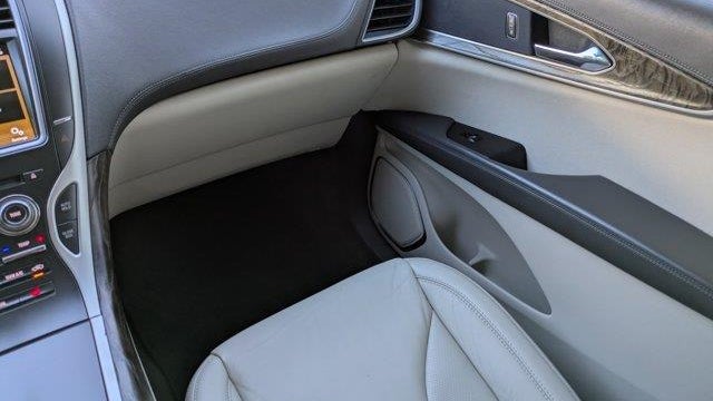 2017 Lincoln MKX Select