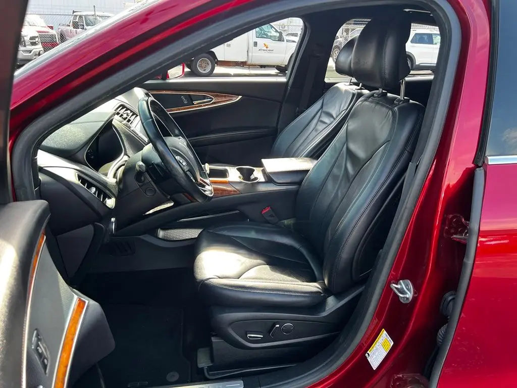 2017 Lincoln MKX - $19,895
