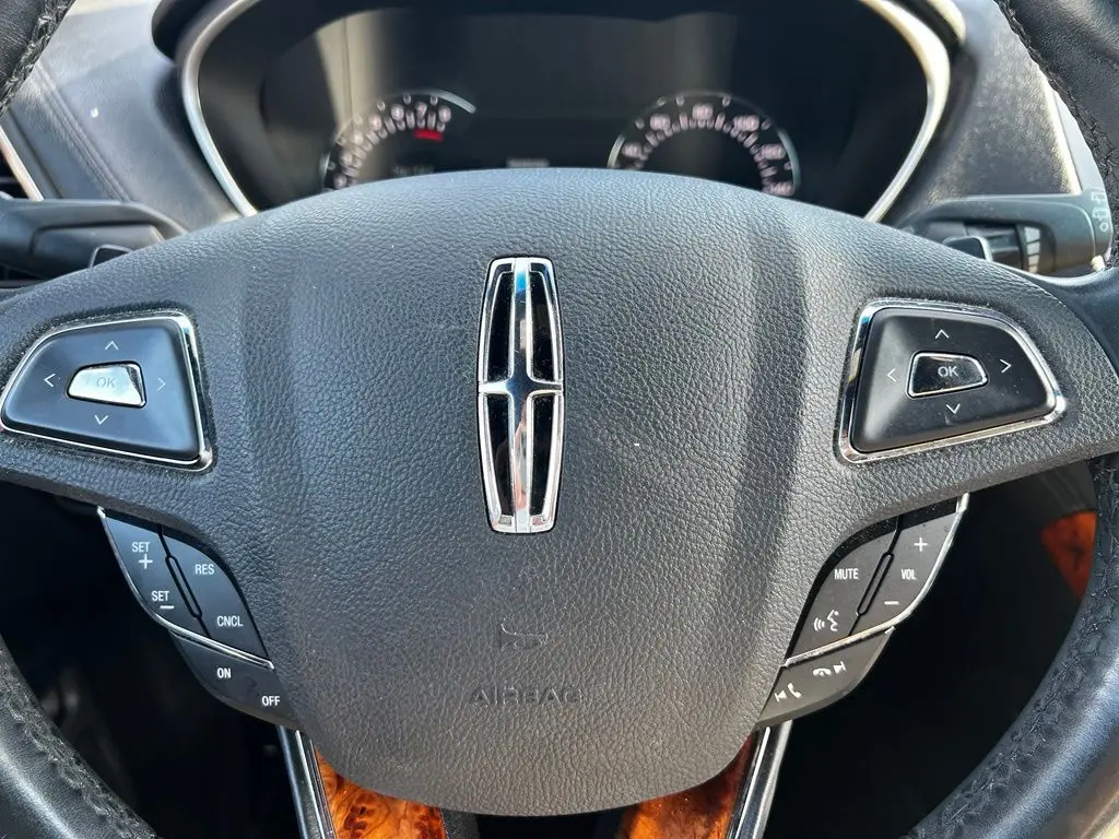 2017 Lincoln MKX - $19,895