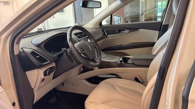 2016 Lincoln MKX Select