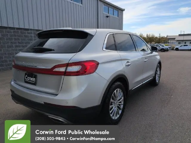 2018 Lincoln MKX - $16,333