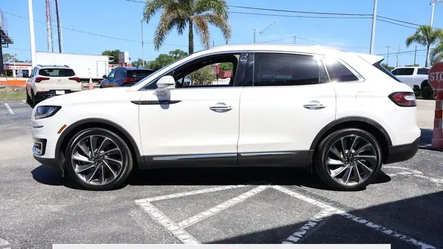 2019 Lincoln Nautilus Reserve