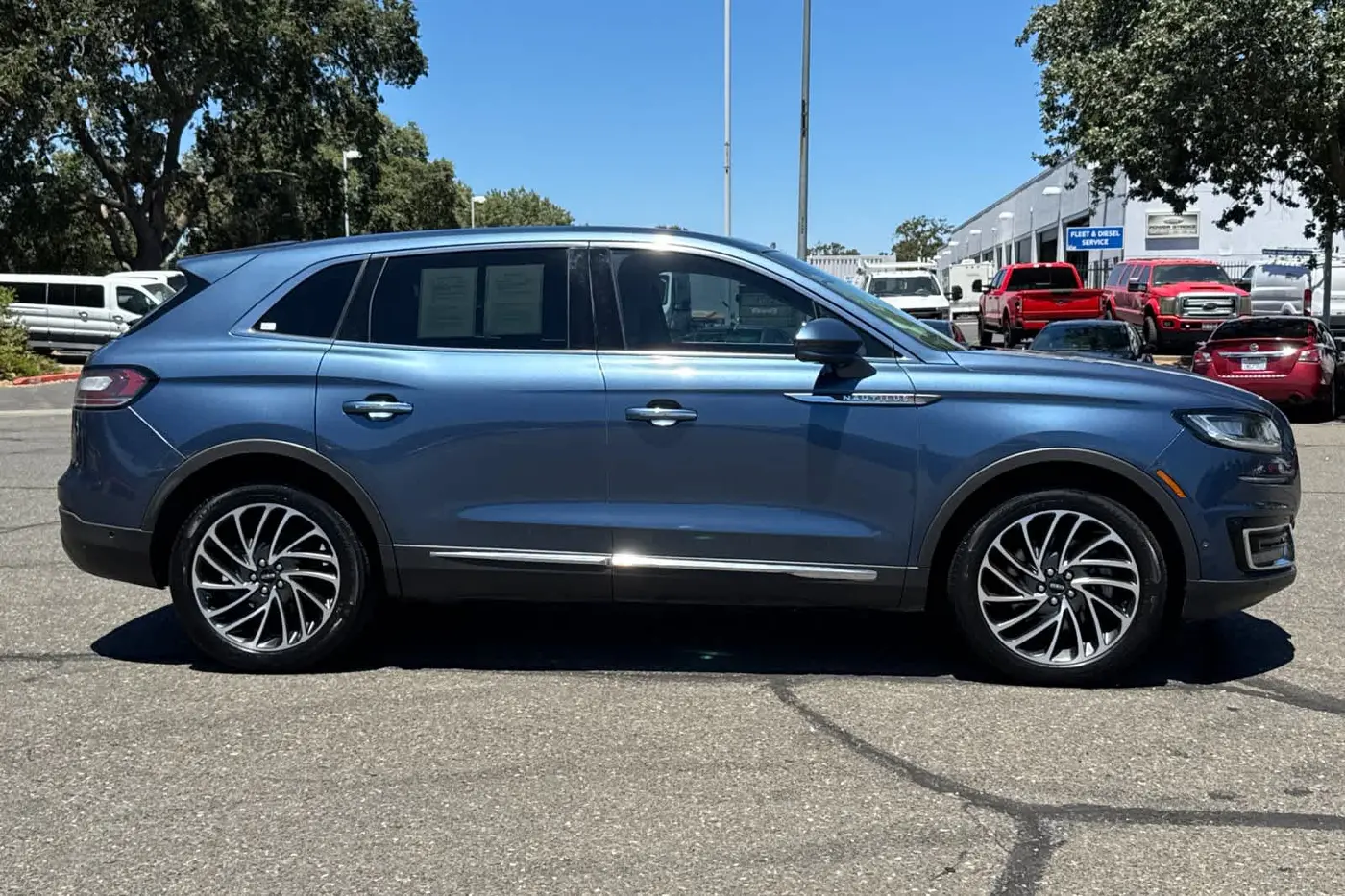 2019 Lincoln Nautilus - $18,616