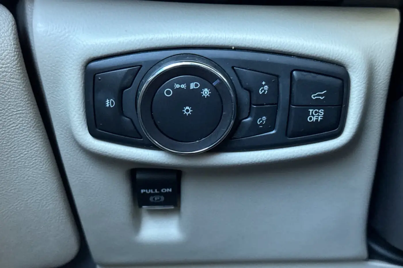 2019 Lincoln Nautilus - $18,616