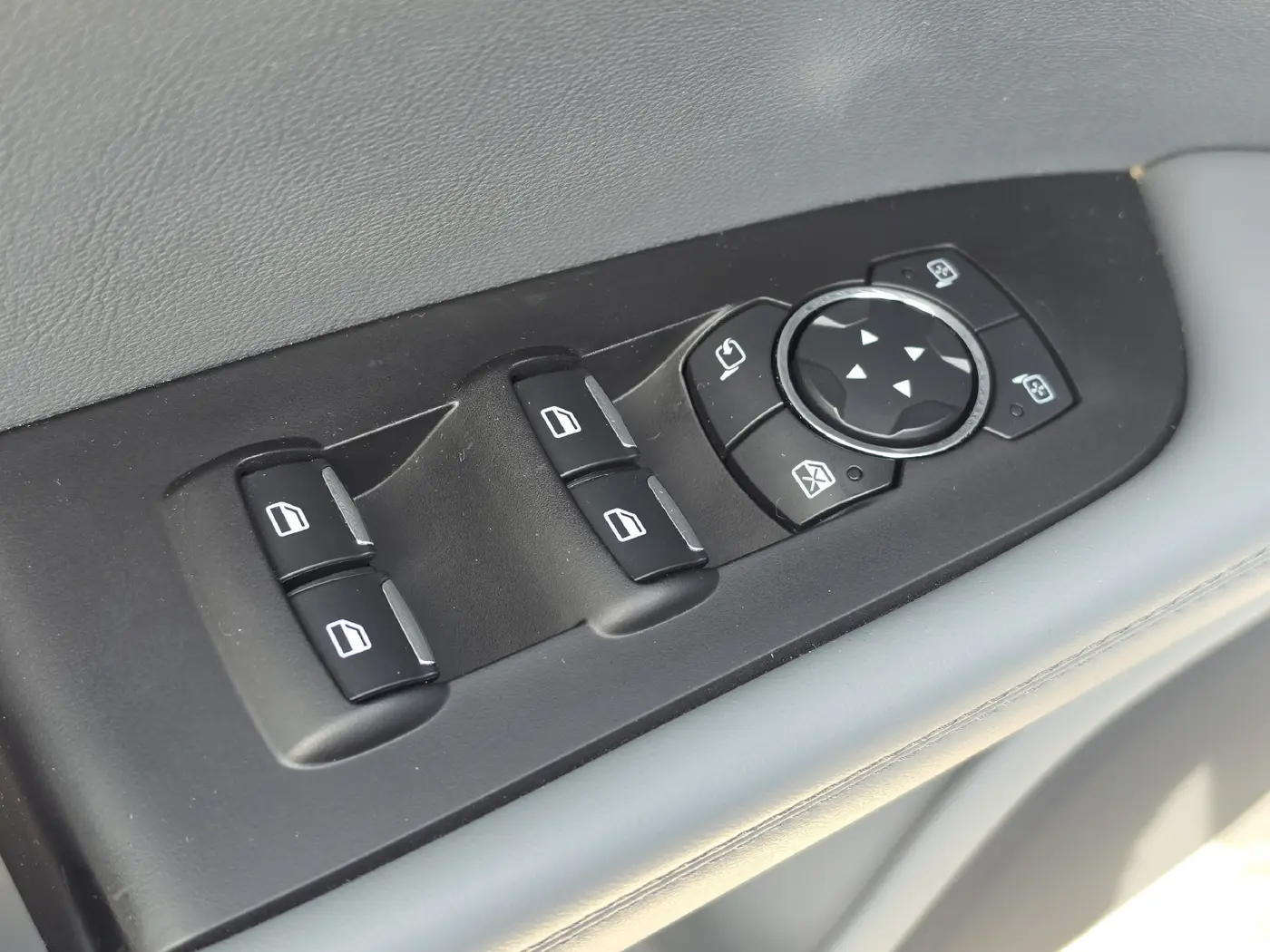 2019 Lincoln Nautilus - $20,879
