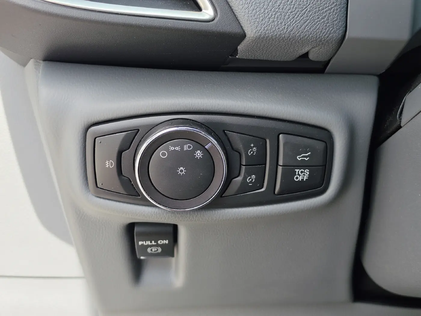 2019 Lincoln Nautilus - $20,879