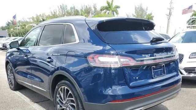 2019 Lincoln Nautilus Reserve