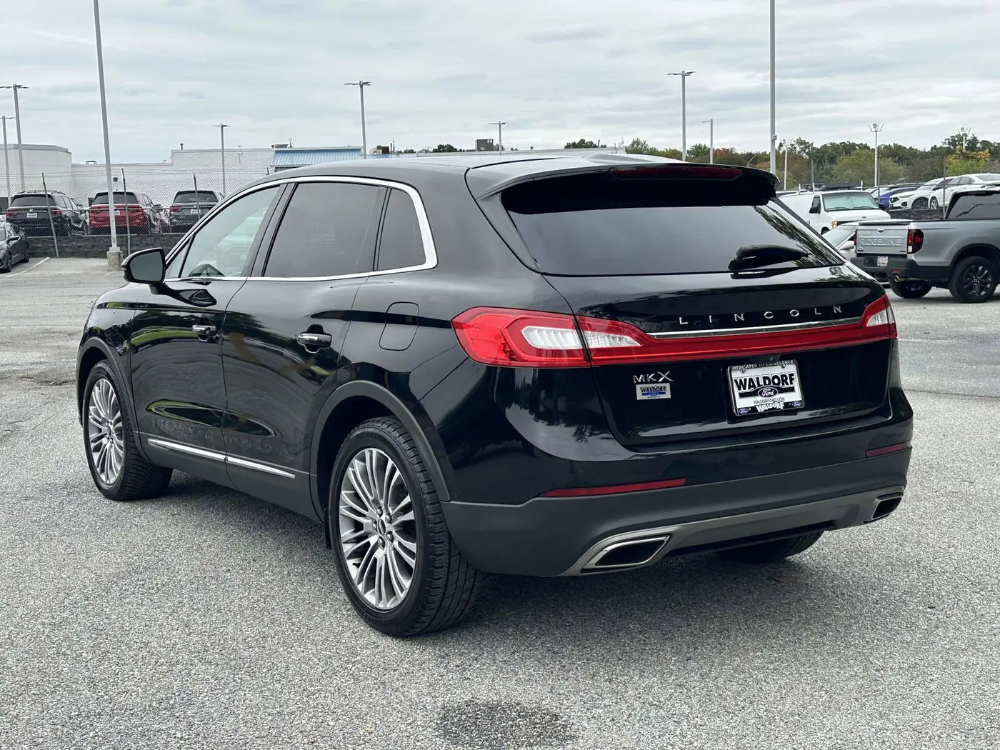 2017 Lincoln MKX - $12,775