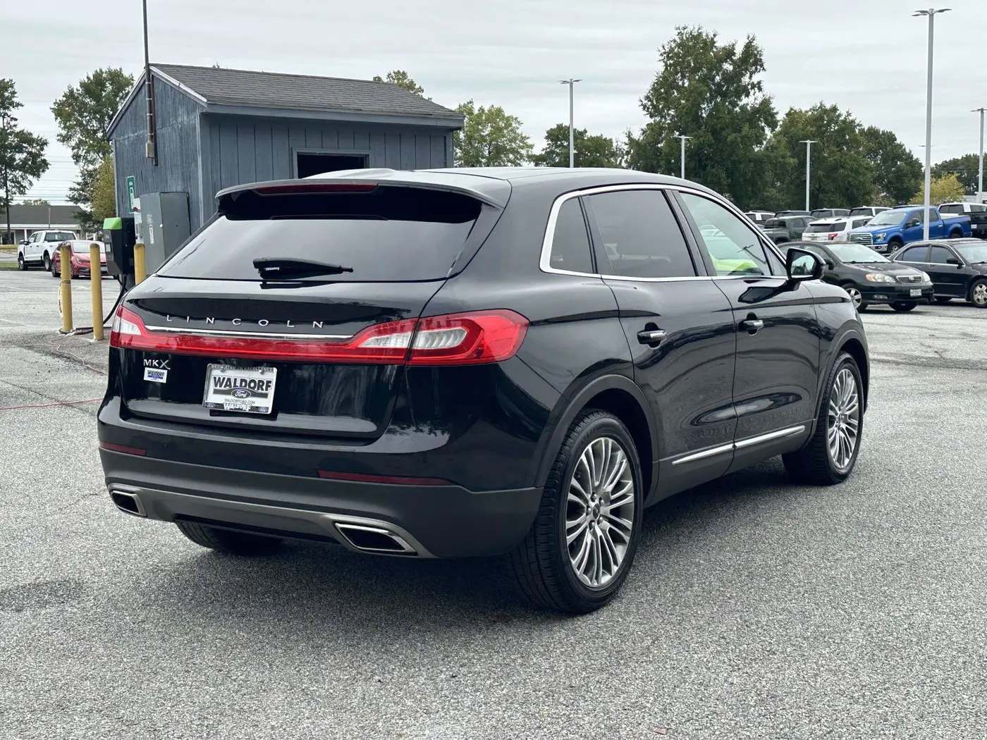 2017 Lincoln MKX - $12,775