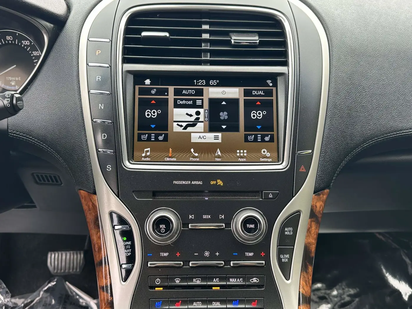 2017 Lincoln MKX - $12,775