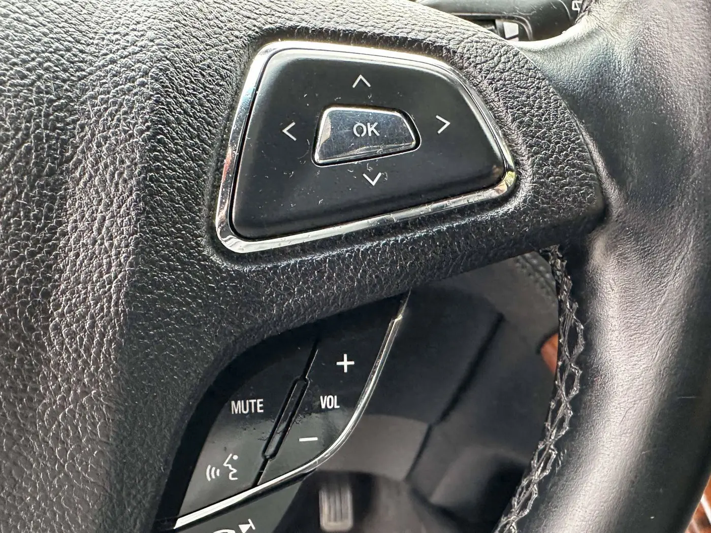 2017 Lincoln MKX - $12,775