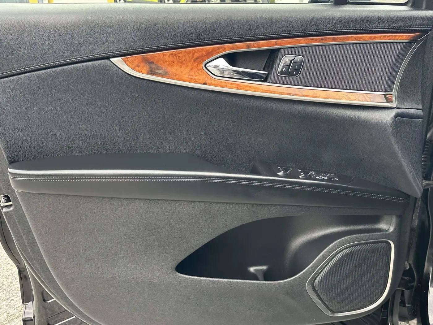 2017 Lincoln MKX - $12,775