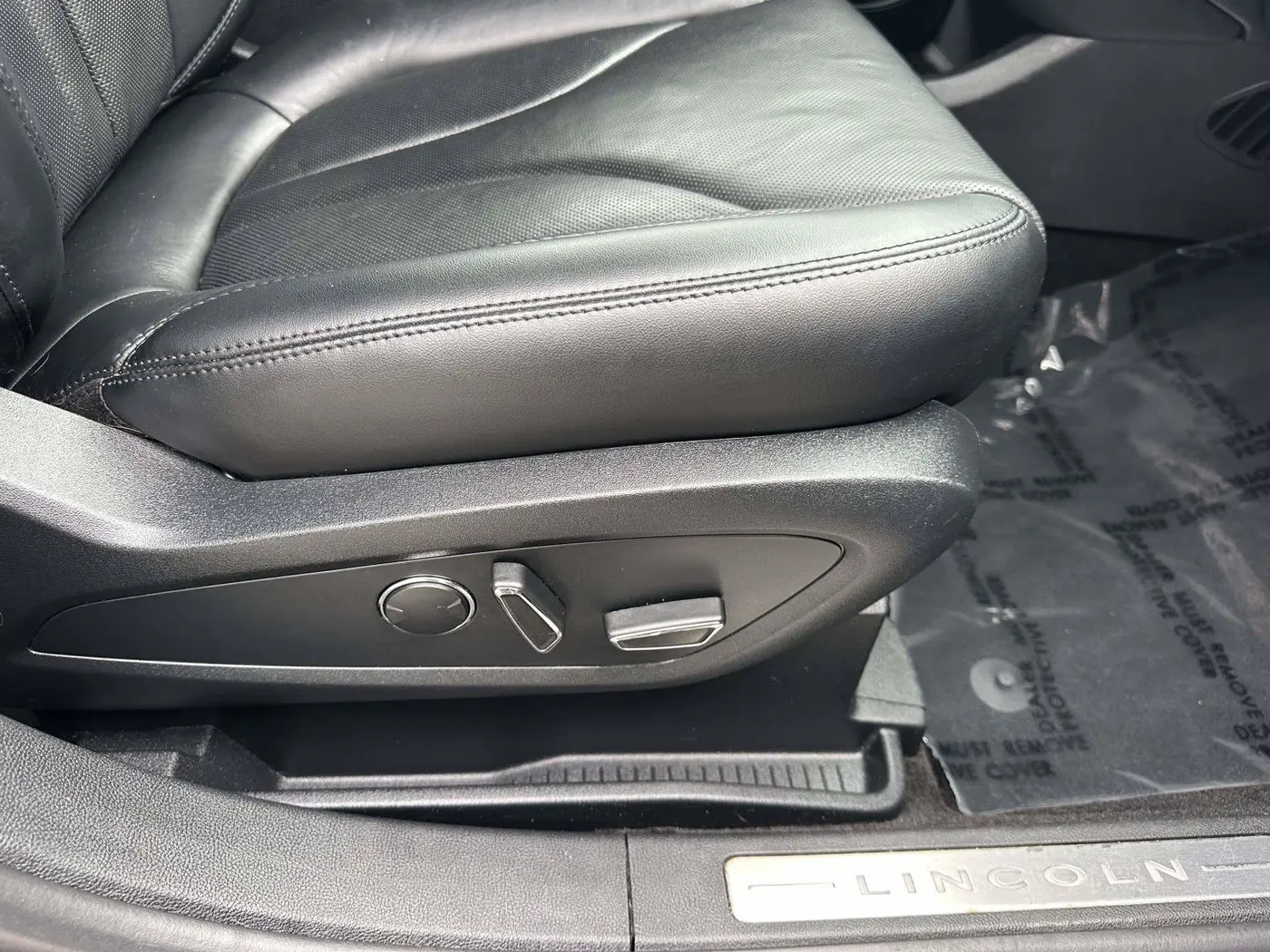 2017 Lincoln MKX - $12,775