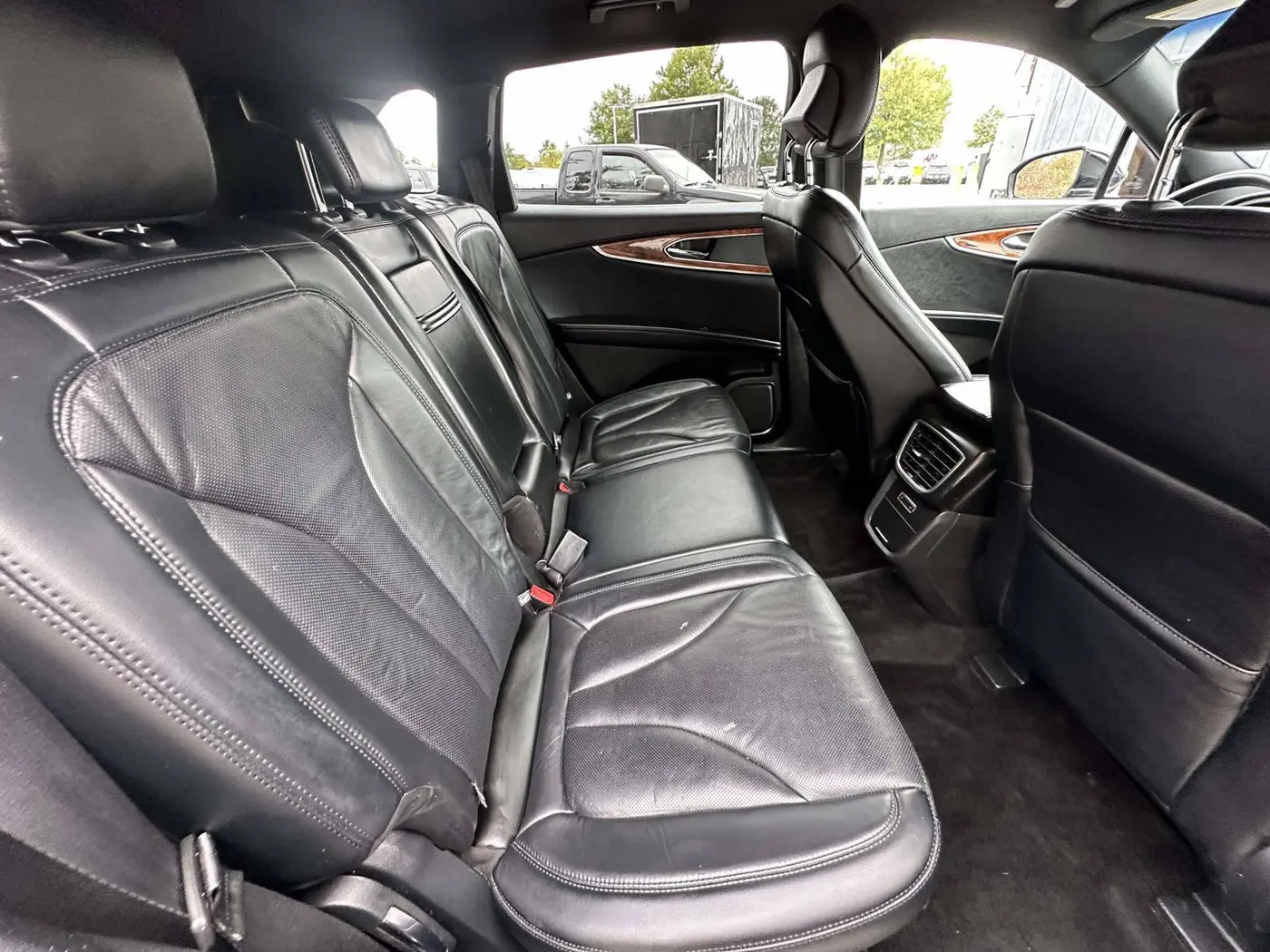 2017 Lincoln MKX - $12,775