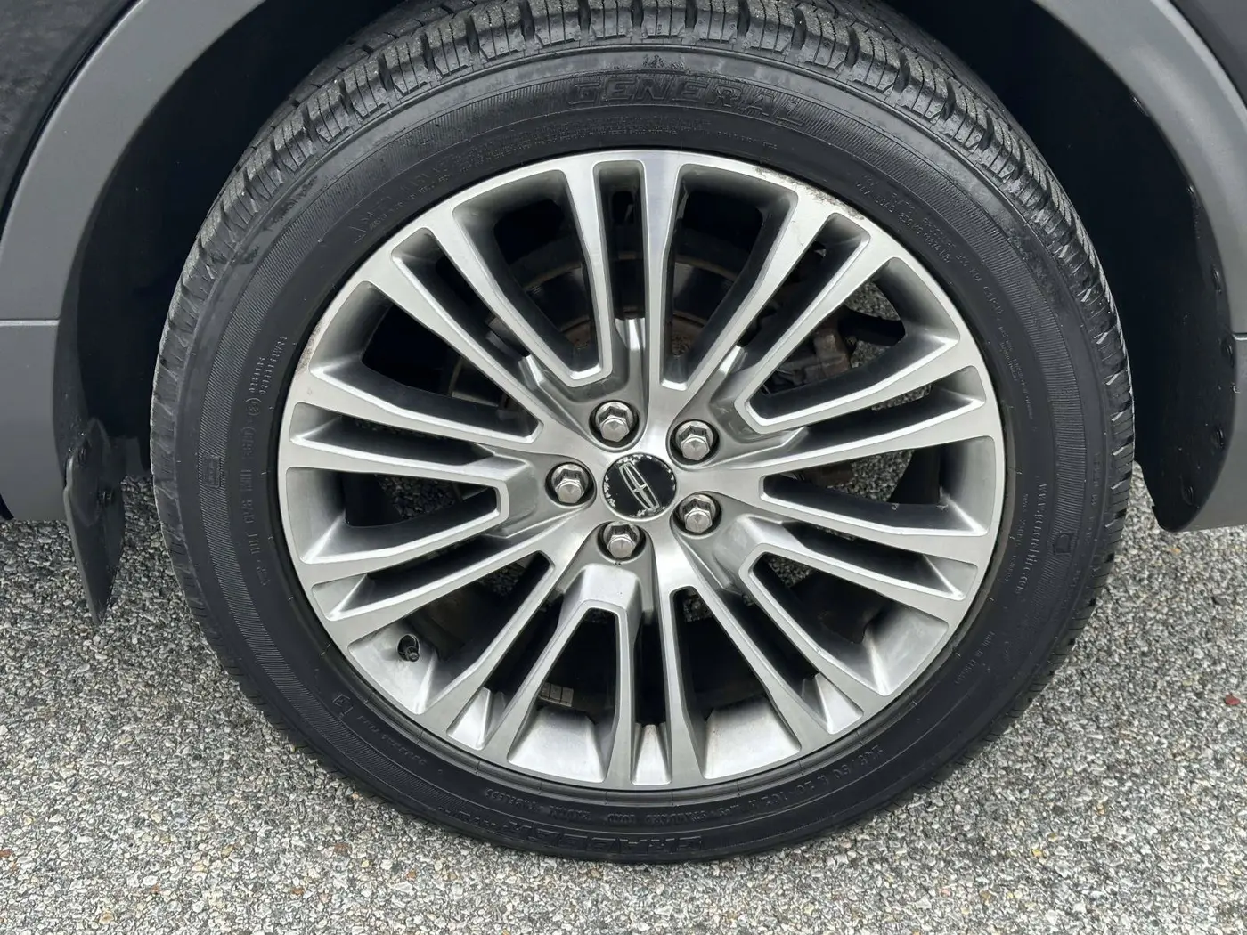 2017 Lincoln MKX - $12,775