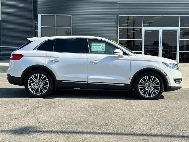 2017 Lincoln MKX Reserve — photo 1 of 12