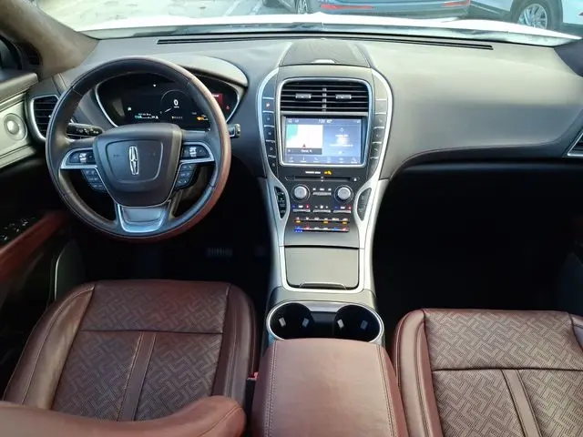2019 Lincoln Nautilus - $23,990