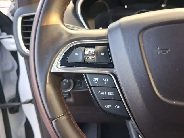 2019 Lincoln Nautilus - $23,990