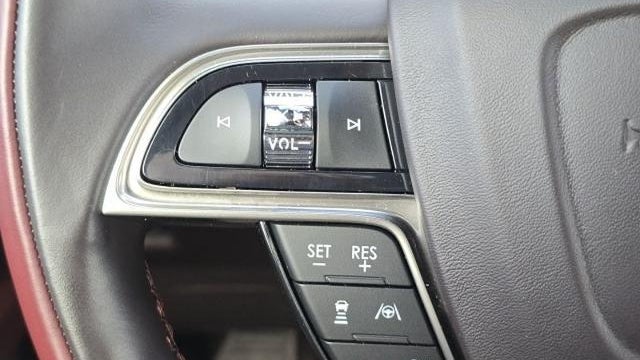 2019 Lincoln Nautilus Black Label