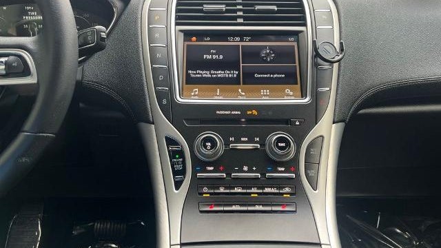 2019 Lincoln Nautilus Base