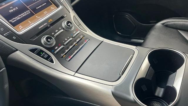 2019 Lincoln Nautilus Base