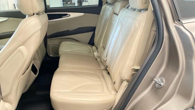 2020 Lincoln Nautilus Standard