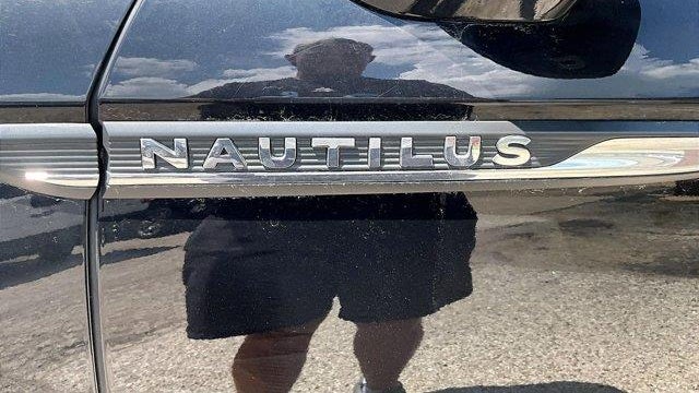 2023 Lincoln Nautilus Standard