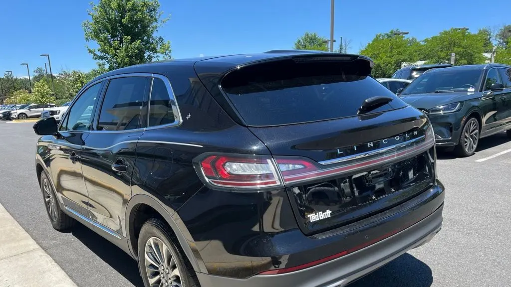 2023 Lincoln Nautilus Standard
