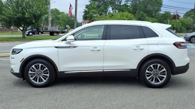 2023 Lincoln Nautilus Standard