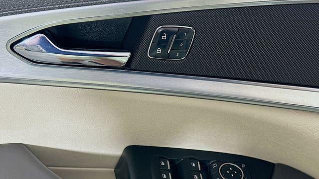 2020 Lincoln Nautilus Standard