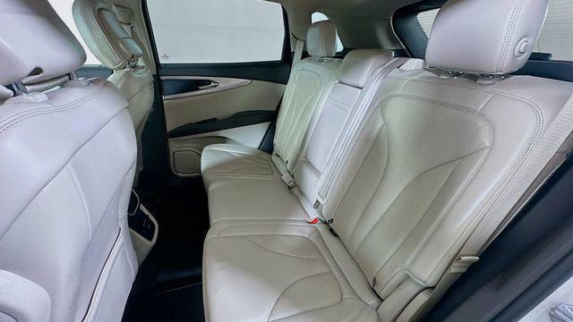 2020 Lincoln Nautilus Standard