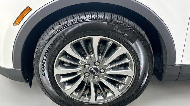 2020 Lincoln Nautilus Standard