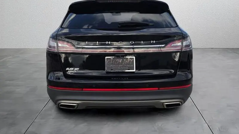 2022 Lincoln Nautilus Standard