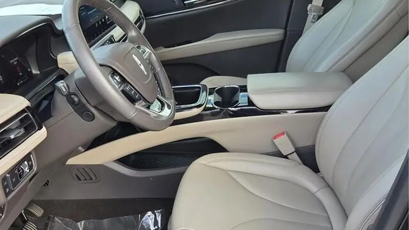 2022 Lincoln Nautilus Standard