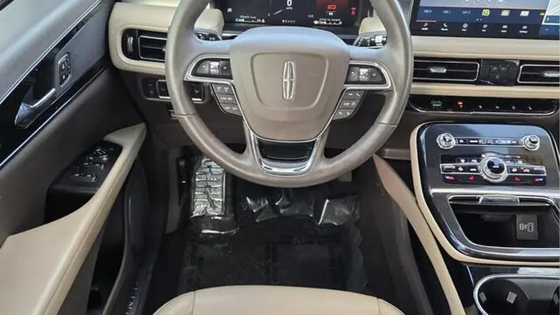 2022 Lincoln Nautilus Standard