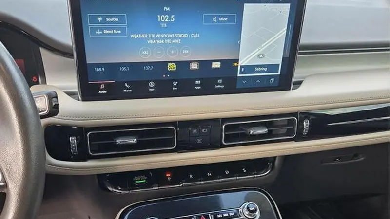 2022 Lincoln Nautilus Standard