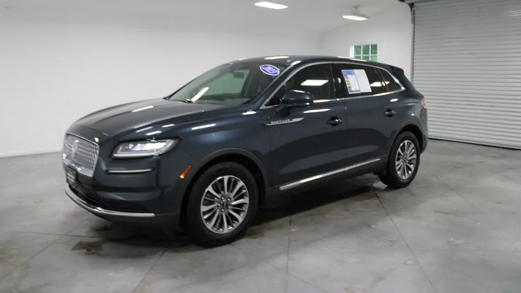 2023 Lincoln Nautilus Standard