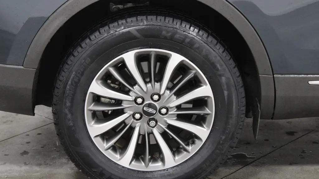 2023 Lincoln Nautilus Standard